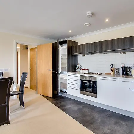 Mica Point Centre Apartment *